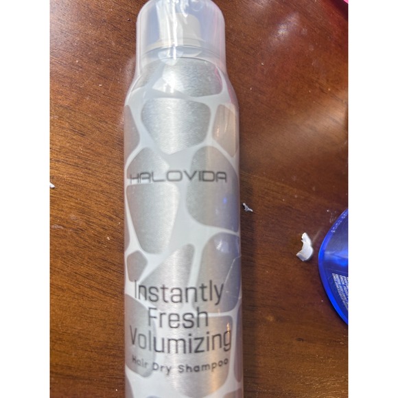 Halovida Instantly Fresh Volumizing Hair Dry Shampoo 150ml 5.07fl oz Invisible - Picture 2 of 4